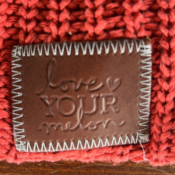 Love your melon hat. Great condition. Orange/coral color. 🤍 - Picture 3 of 5